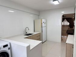 Blk 241 Jurong East Street 24 (Jurong East), HDB 3 Rooms #572955611